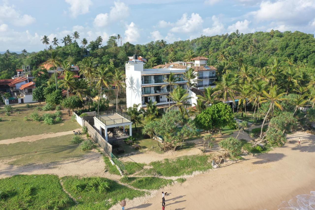 Hotel Naomi Weligama
