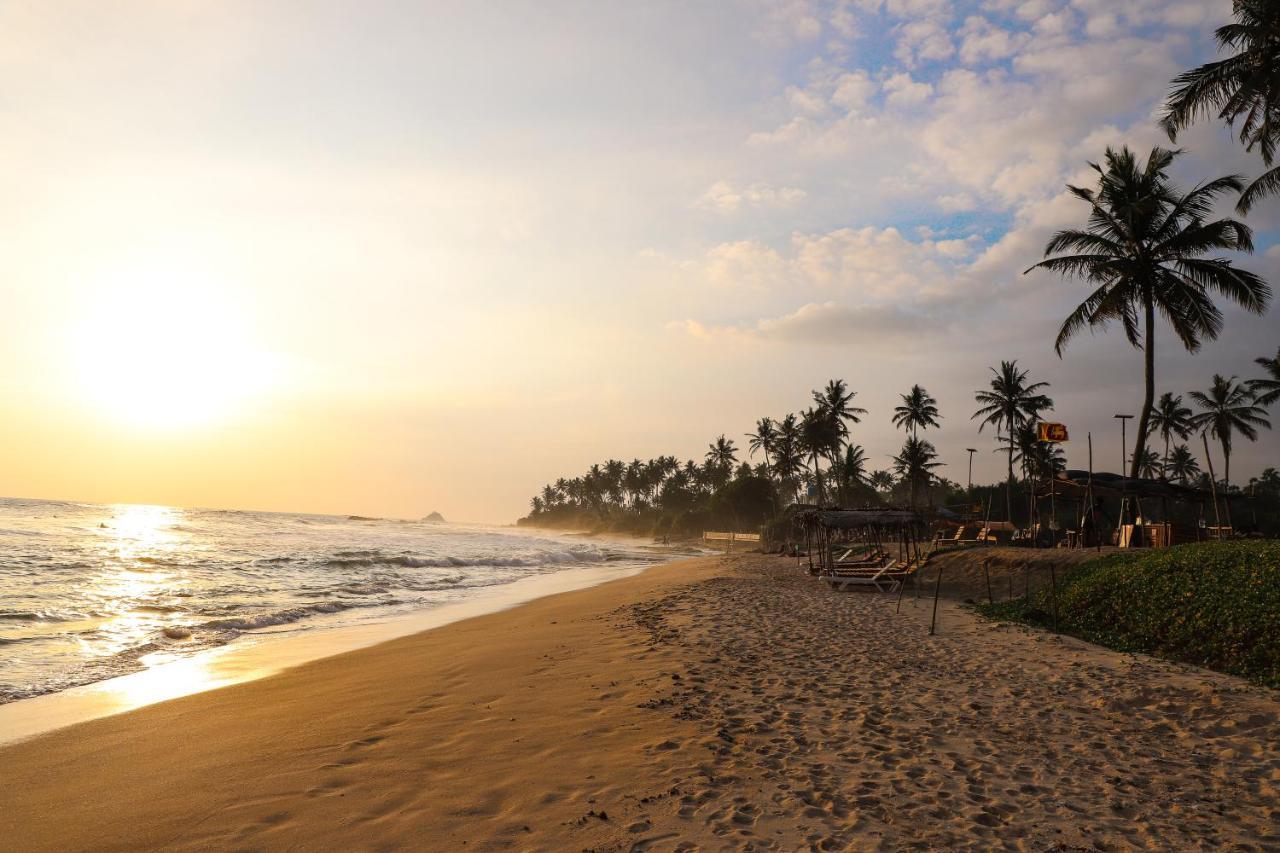 Naomi Weligama
